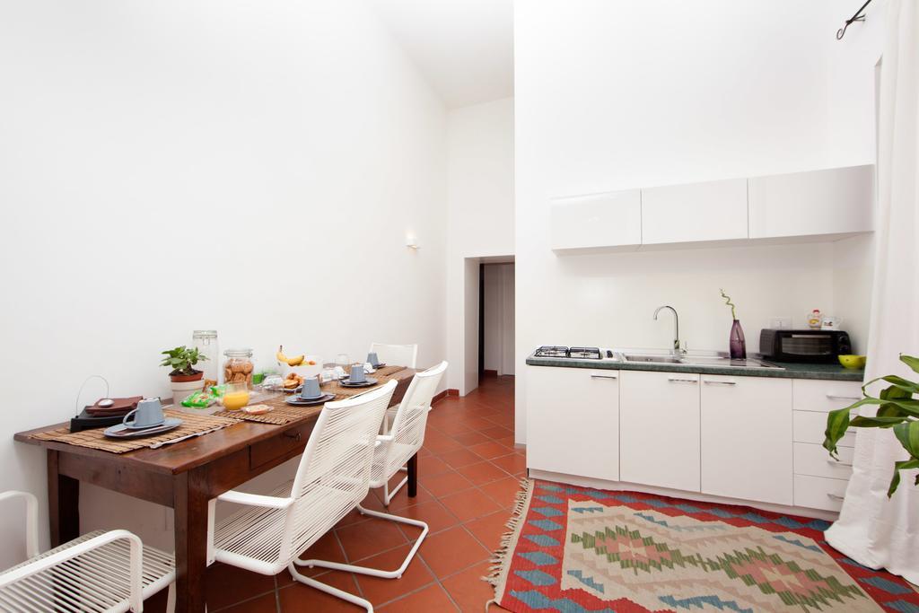 B&B Corte Dei Taralli เลชเช ภายนอก รูปภาพ